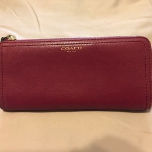 COACH ACCORDION WALLET (Red)